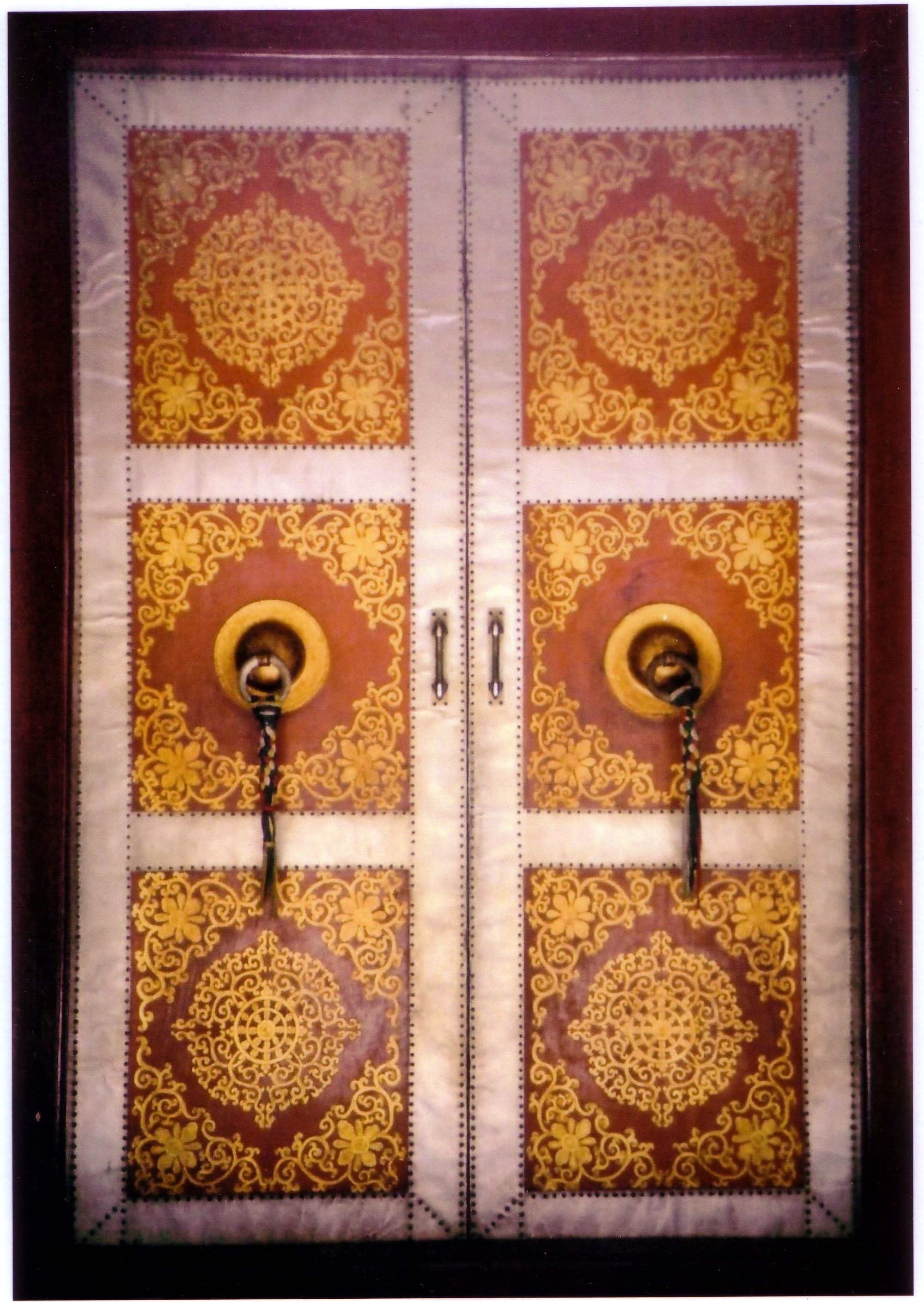 temple door bodhgaya.jpg