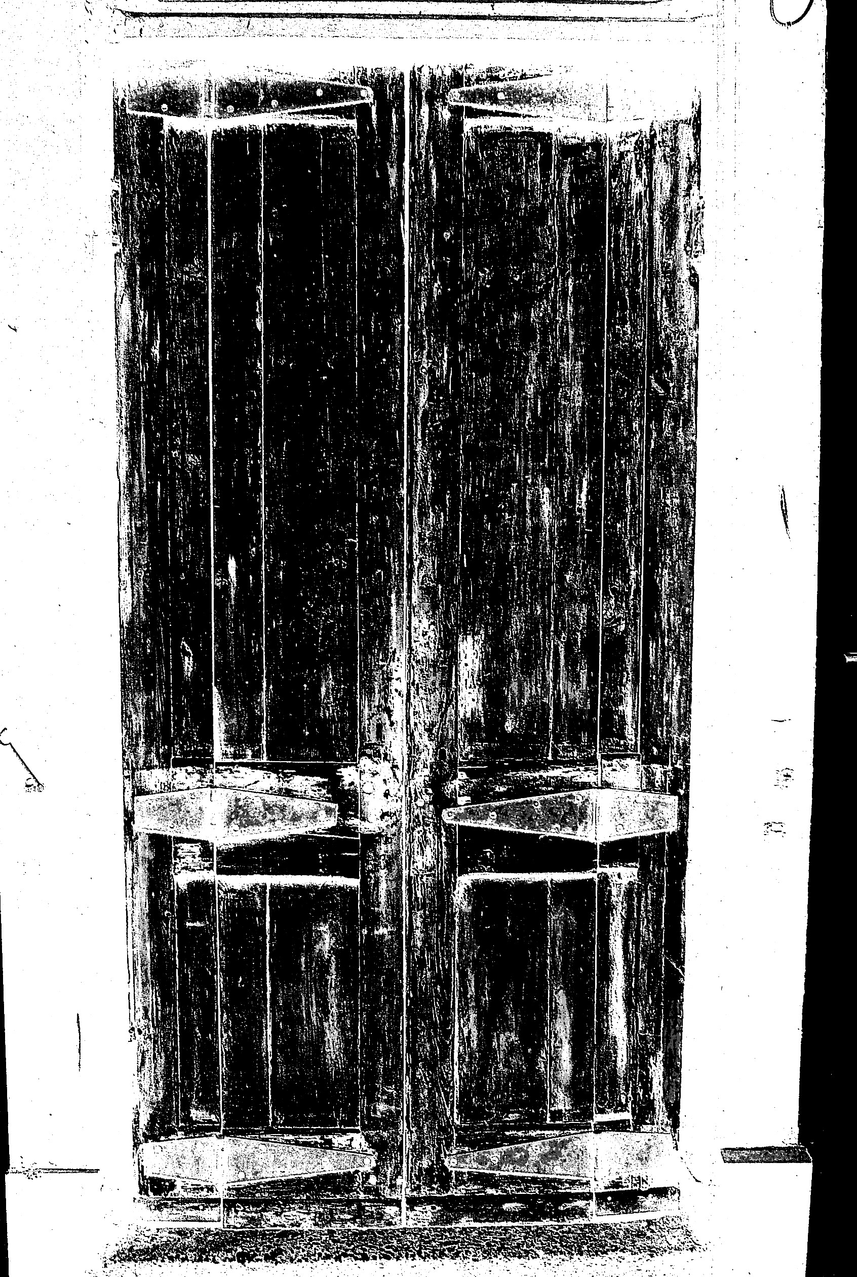 Untitled-Grayscale-02